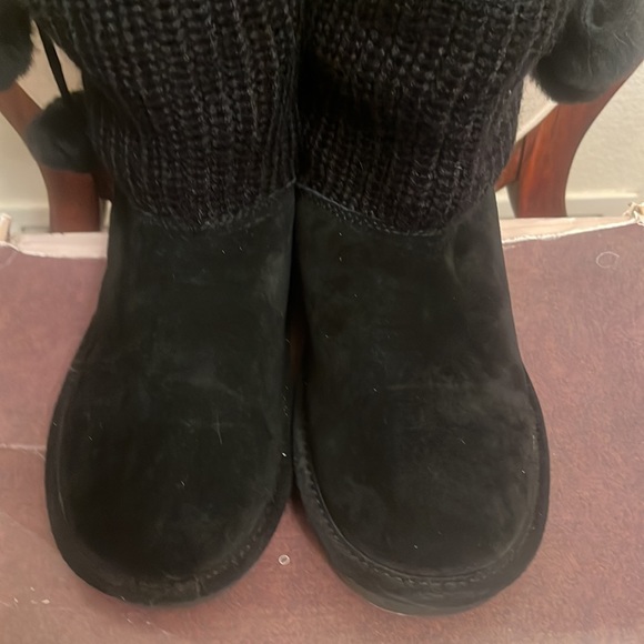 Bearpaw Sweater Boots with Pom Pom Ties, Size 7 - Picture 5 of 7